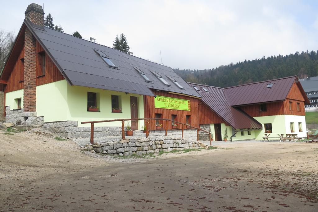 Apartments Skiareal U Vodarny Bedrichov 亚诺夫纳德尼索 外观 照片